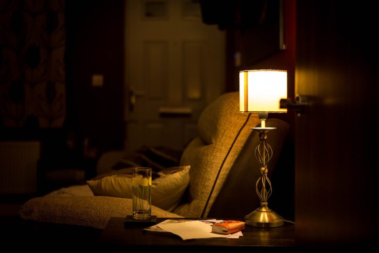 De rol van verlichting in huis- en kantoorinterieurs verlichten